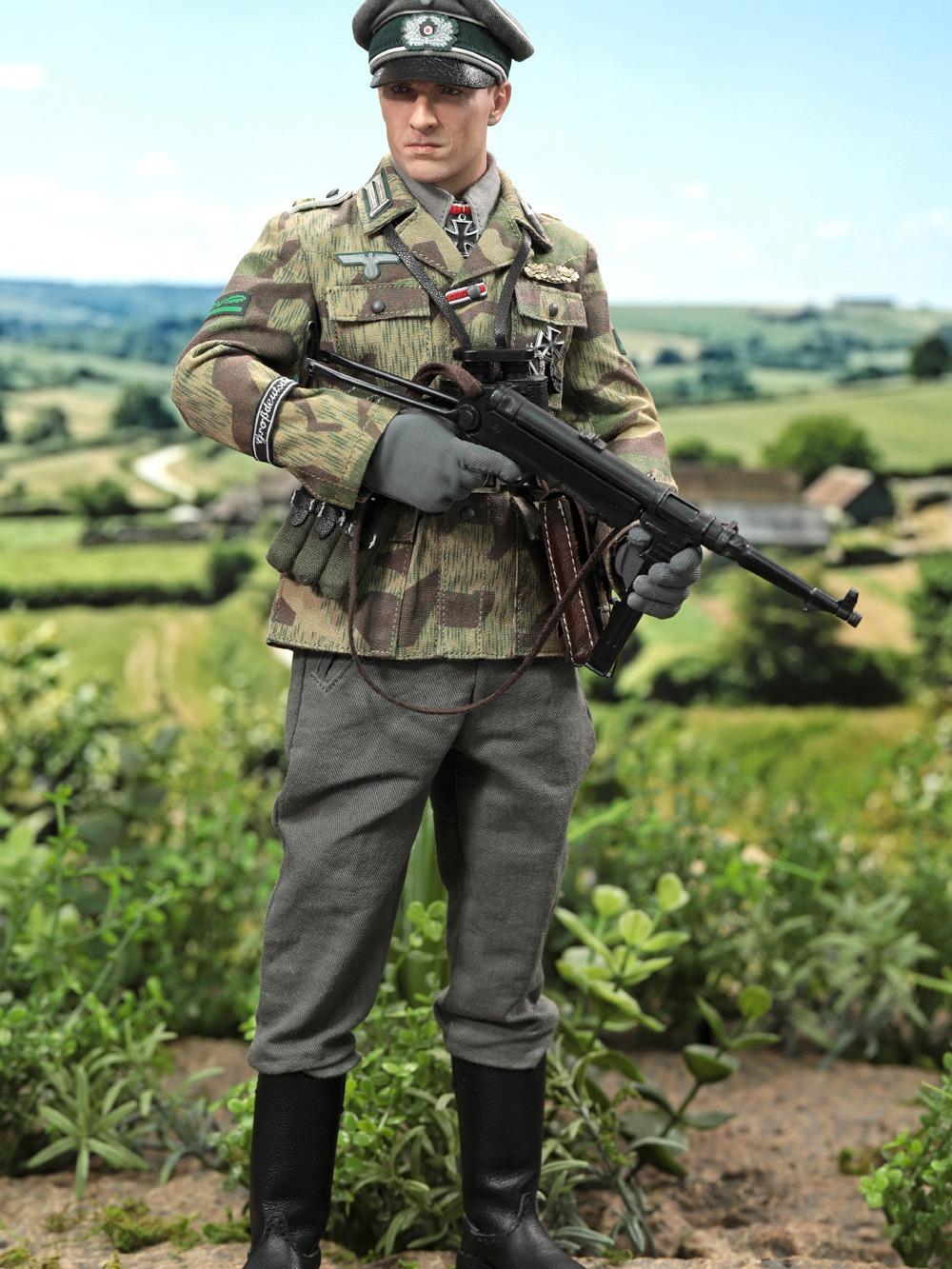DID D80196 1/6 WWII German GD Infantry Officer - Jakob