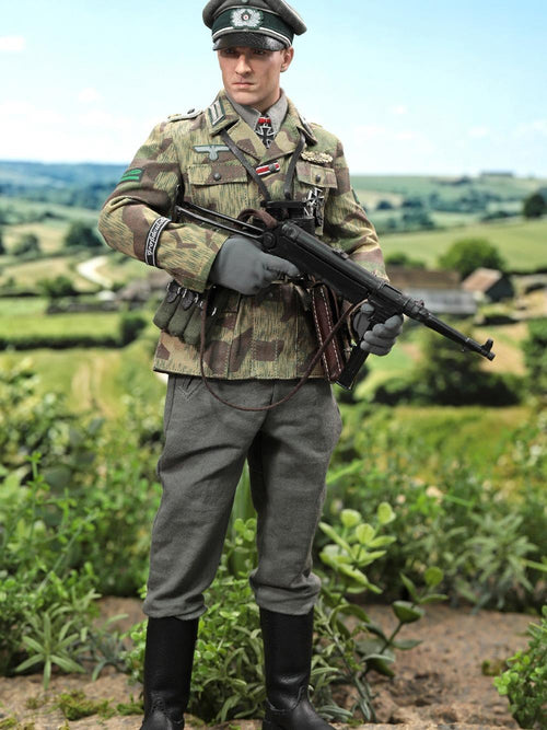 DID D80196 1/6 WWII German GD Infantry Officer - Jakob