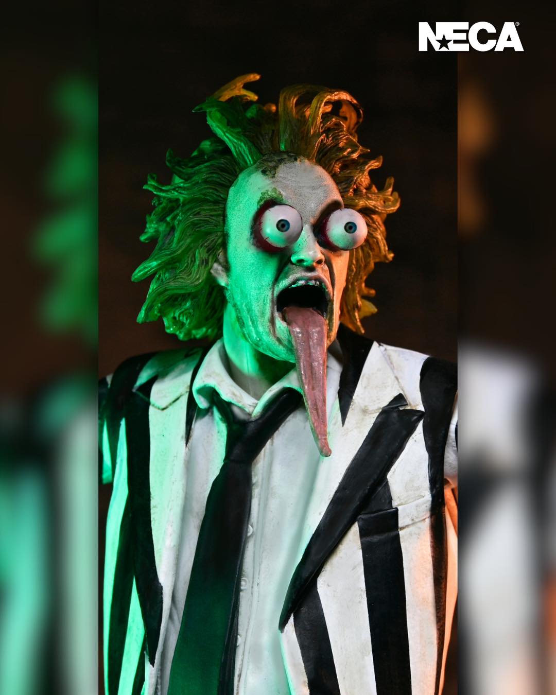 NECA 7" Scale Beetlejuice Beetlejuice Ultimate Beetlejuice (Striped Suit)