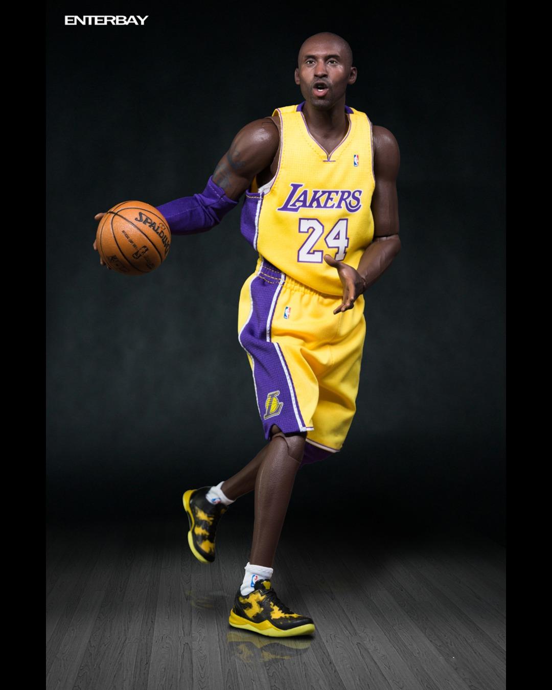 Enterbay RM-1036 1/6 Real Masterpiece NBA Collection Kobe Bryant (Player Edition)