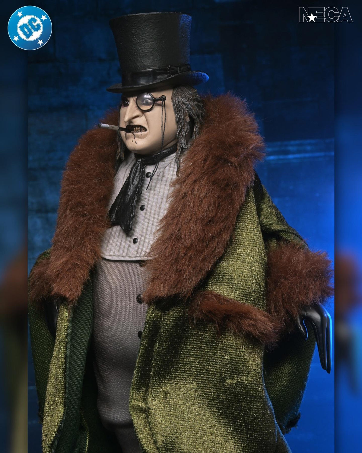 NECA 8" Clothed Figure Batman Returns : The Penguin