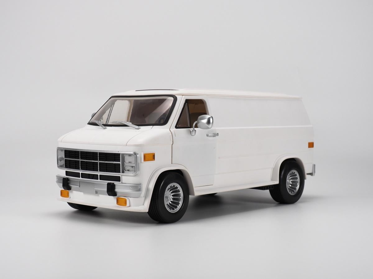 Ramen Toy REV01 1/12 Ramen Economical Van (White)