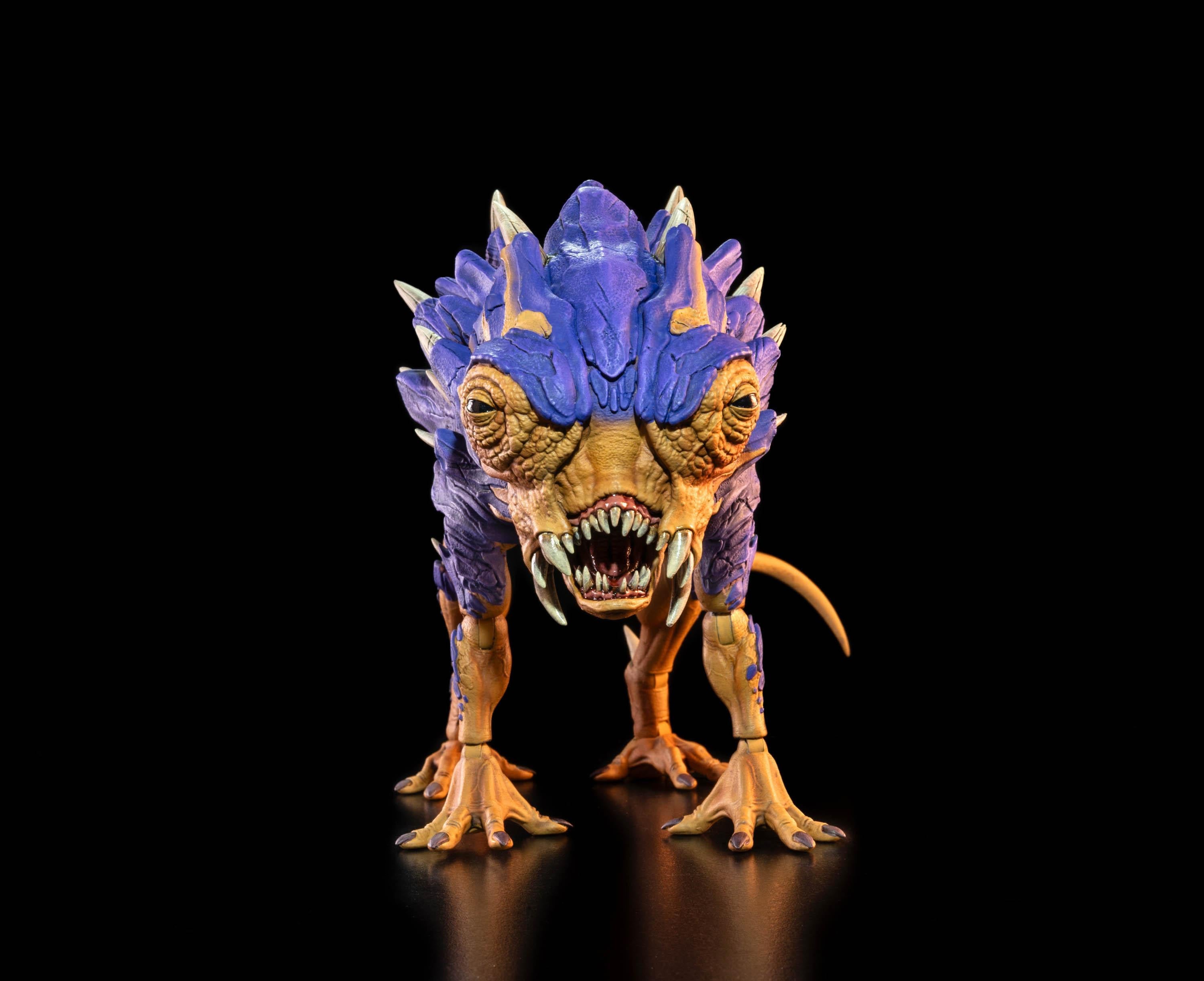Cosmic Legions OxKrewe Thraxxon : Lowland Scapeback (Creature)