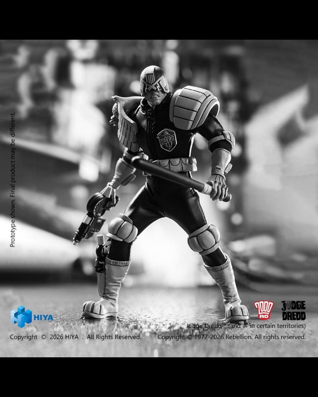 HIYA Toys ESJ0163 1/12 Judge Dredd (Black & White Ver.)